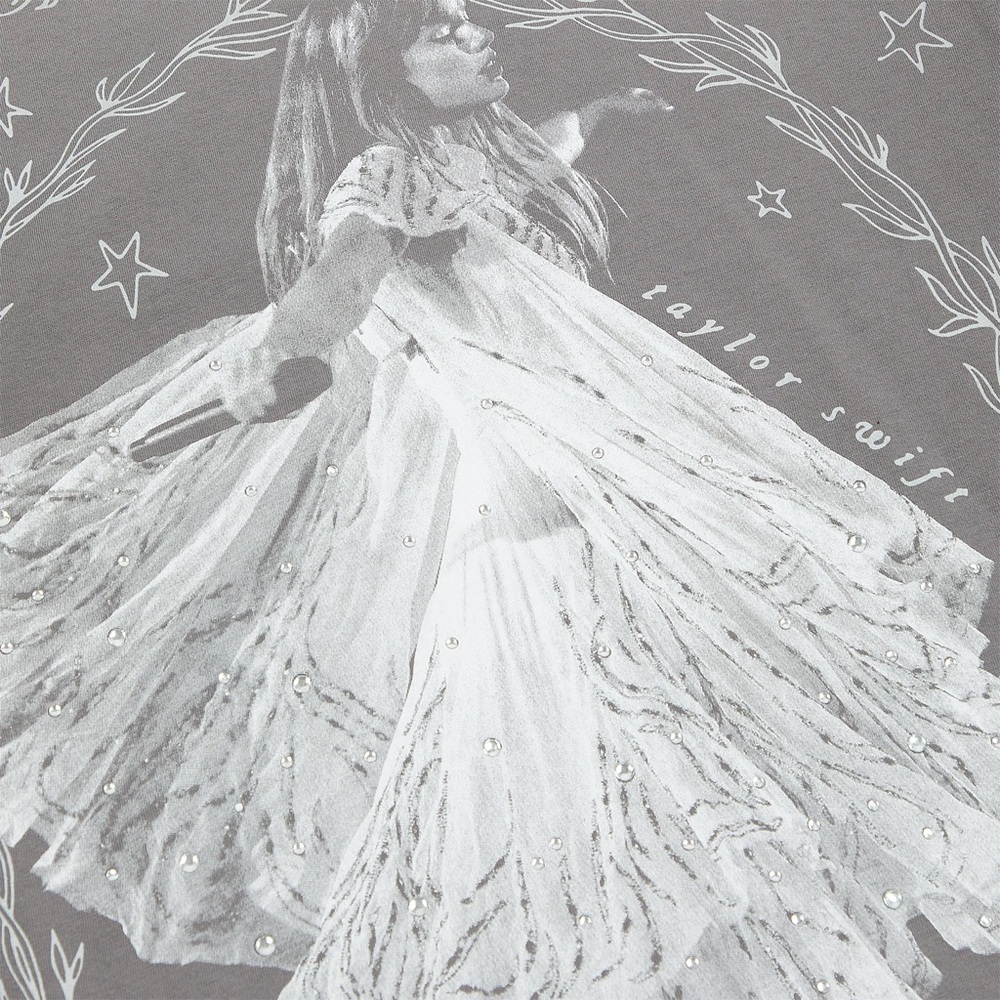 Taylor Swift FOLKLORE Album MOMENT IN TIME T-shirt- Medium - Picture 2 of 2